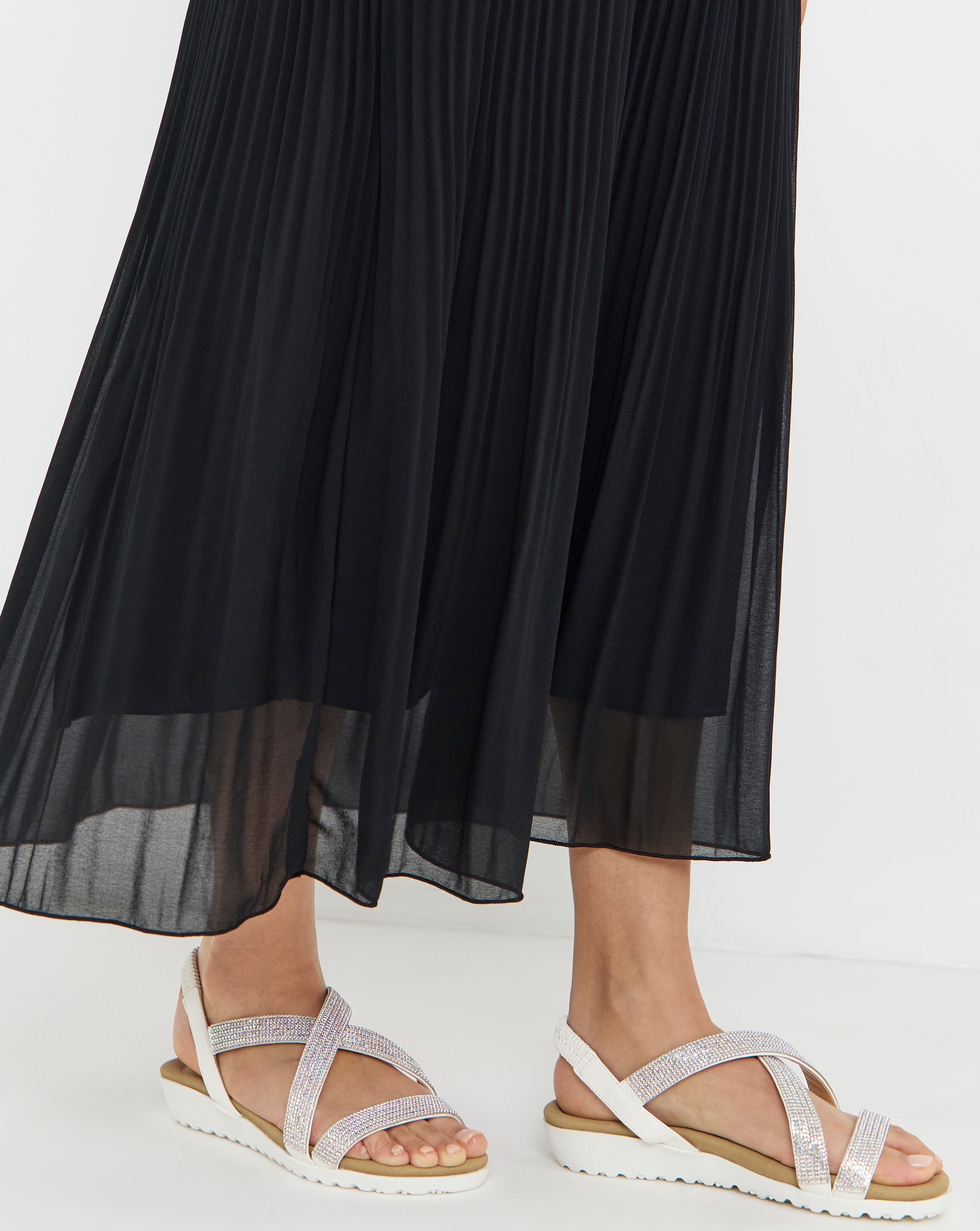 New In - Low Wedge Diamante Sandal Wide