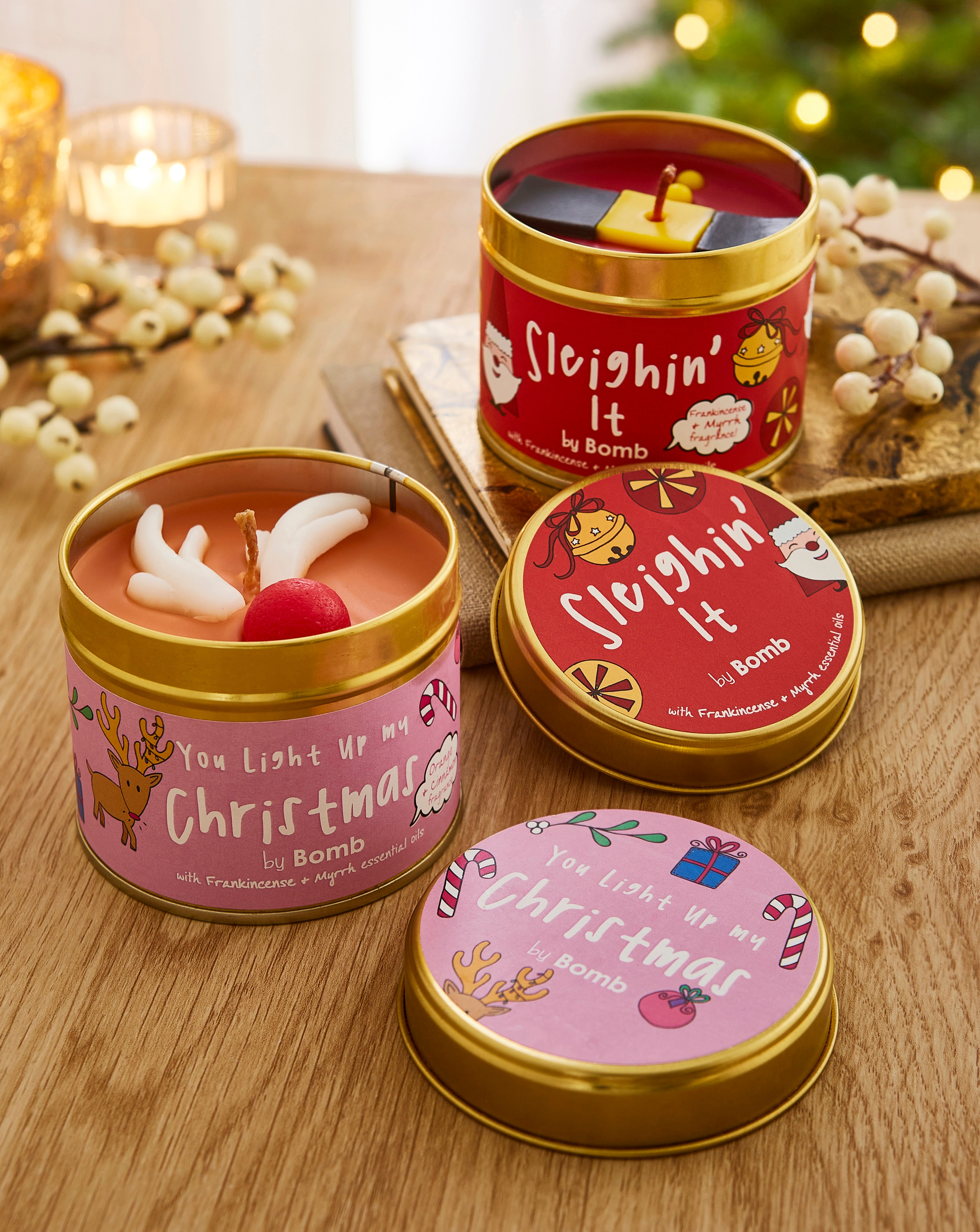 New In - Bomb Cosmetics Christmas Candles Set