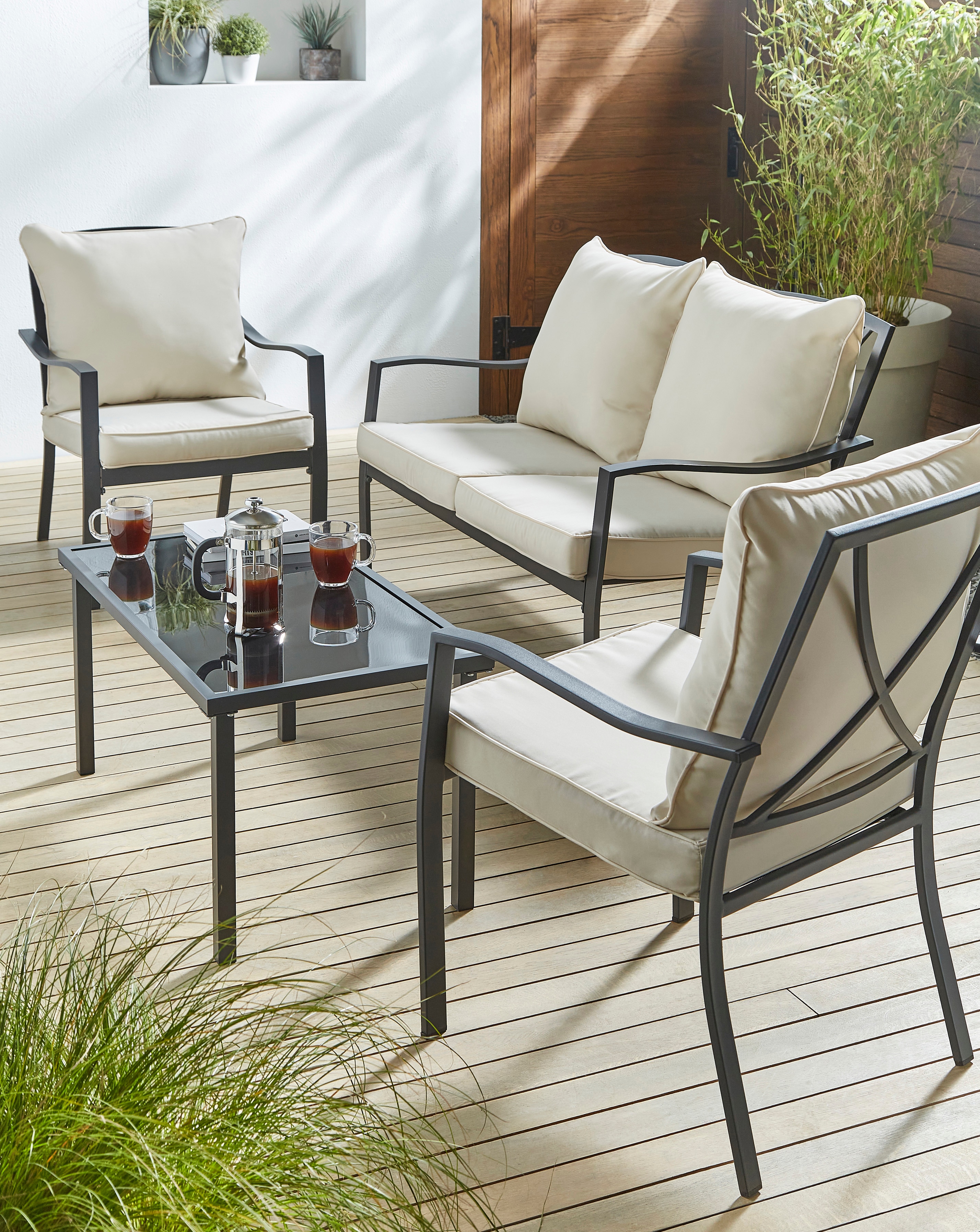 New In - Como Lounge Set