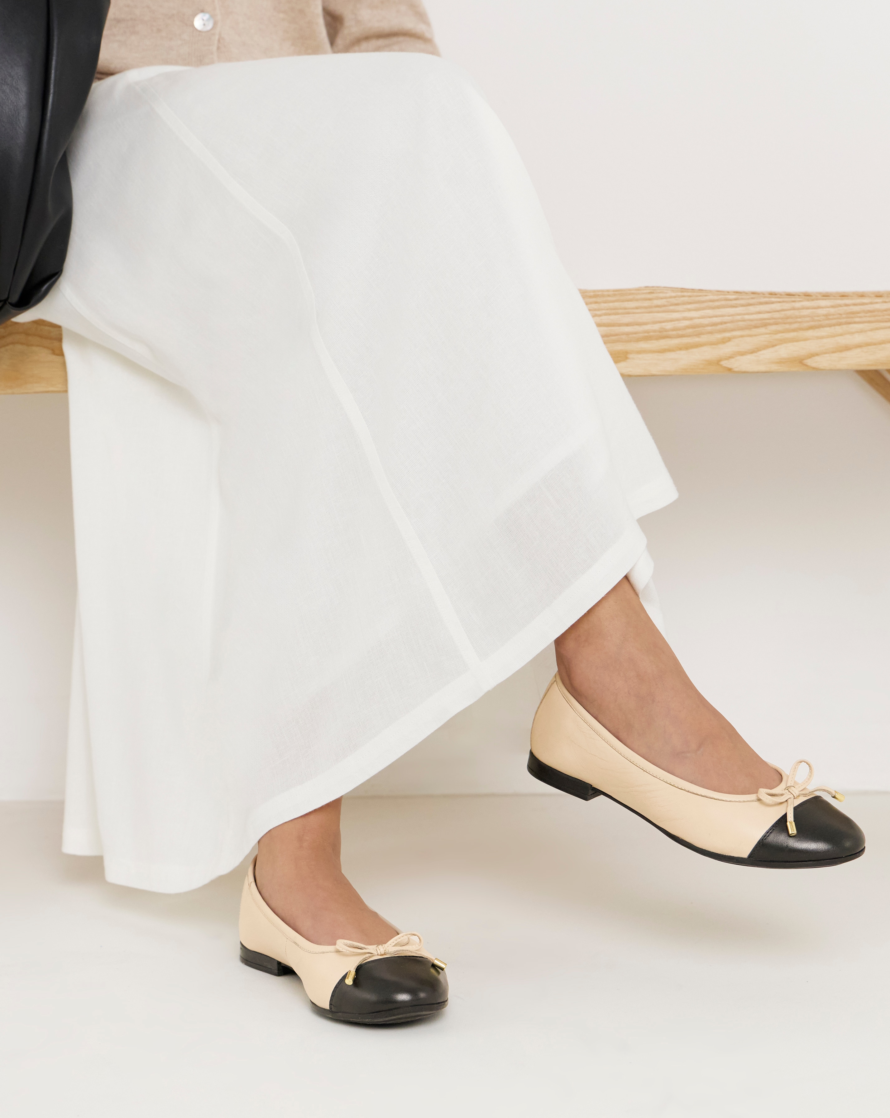 Leather Ballerina With Toe Cap Wide