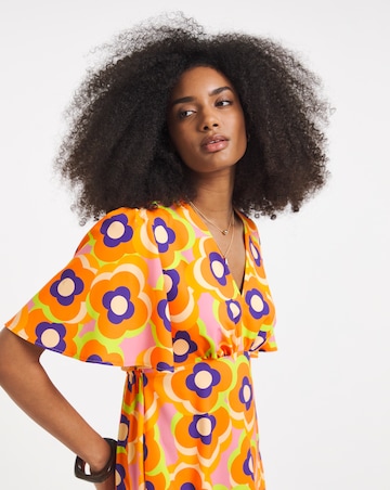 Twisted Wunder Maxi Satin Dress