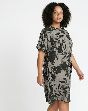 Religion Dress