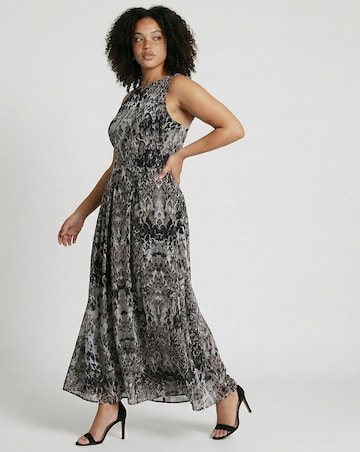 Religion Dress