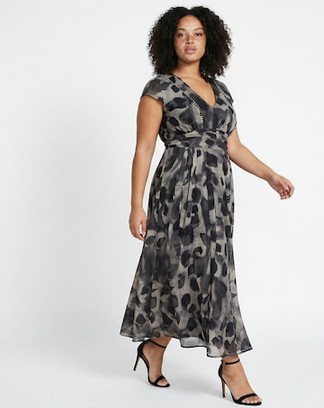 Religion Dress