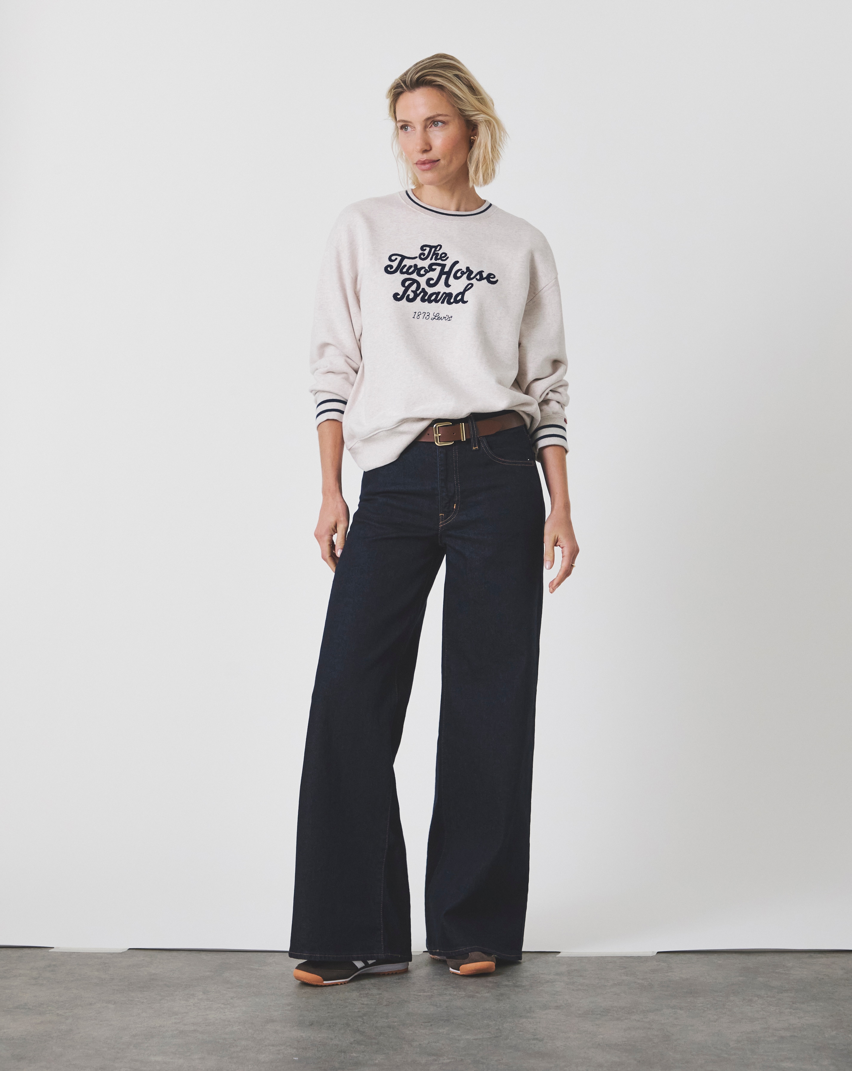 New In - Levi's High Rise Wide Leg Jeans