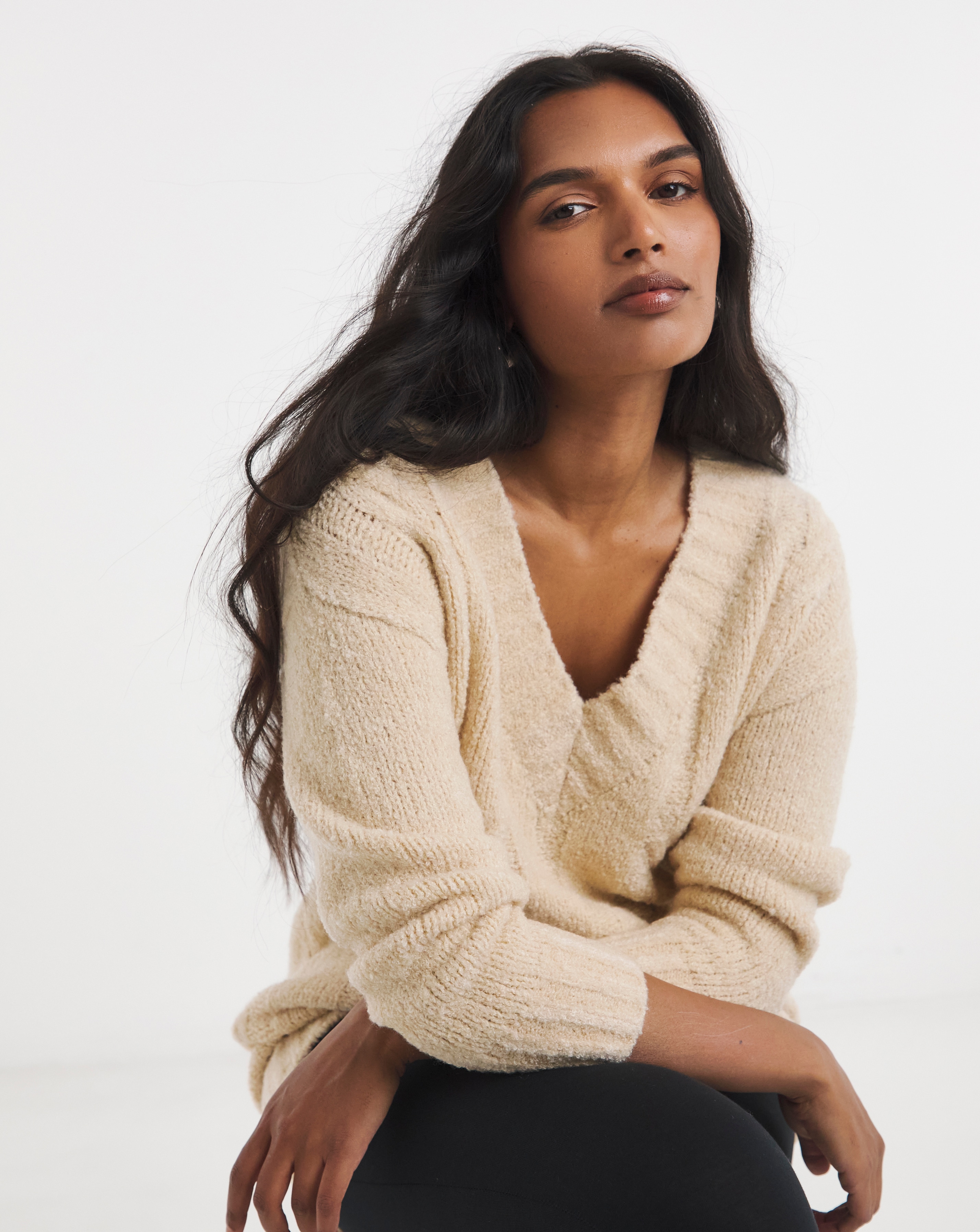 V-Neck Cable Boucle Tunic