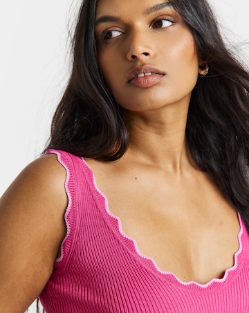 Pink Contrast Scallop Rib Knit Vest