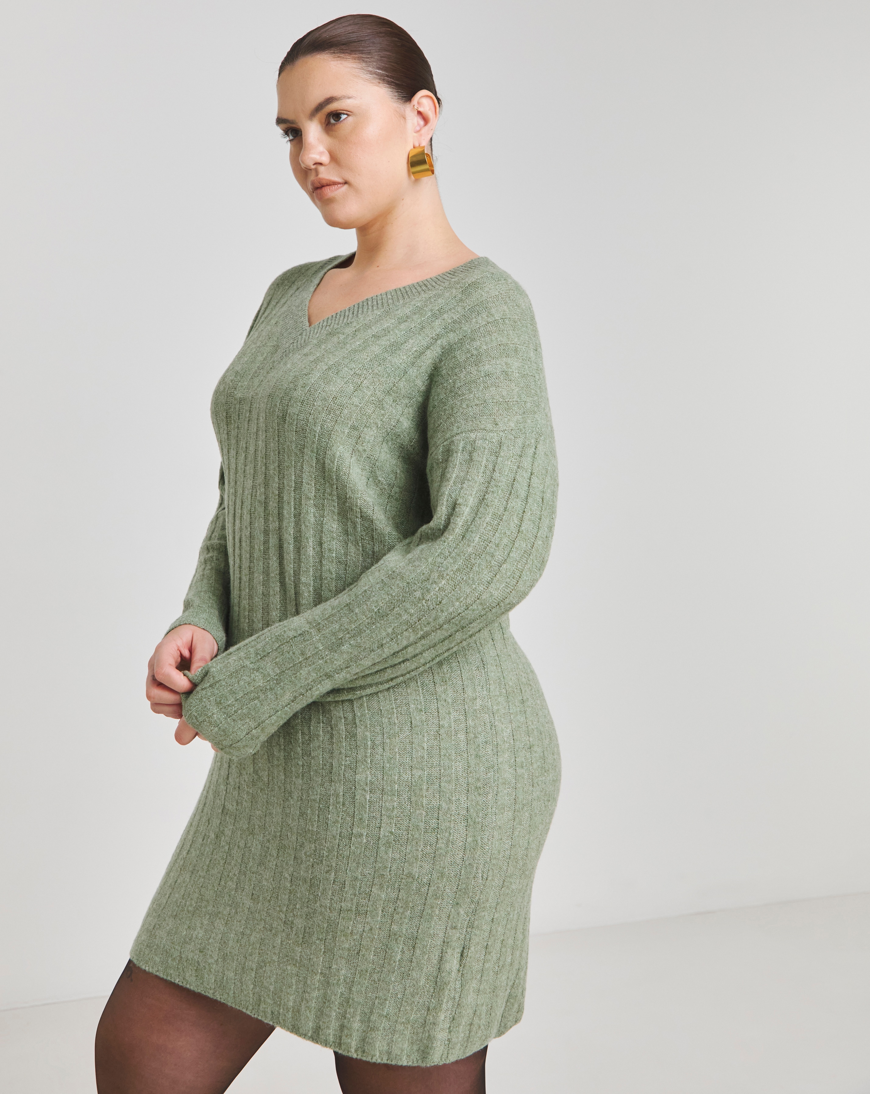 Simply Be - Women's Green Rib Flute Sleeve V Neck Mini Dress - Size 8/10 - Sage - 55% Recycled Polyester 37% Polyester 5% Wool 3% Elastane