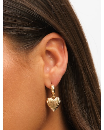 Mood Gold Ribbed Heart Huggie Charm Earrings