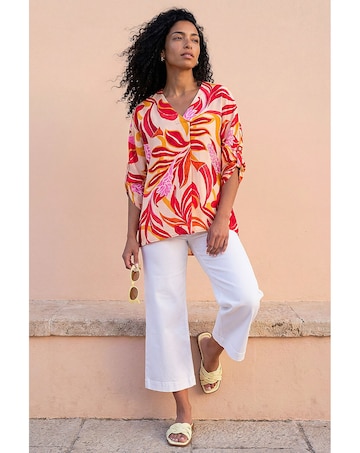 Roman Leaf Print V-Neck Pleat Front Top