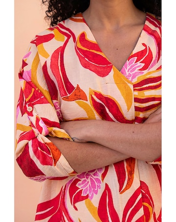 Roman Leaf Print V-Neck Pleat Front Top