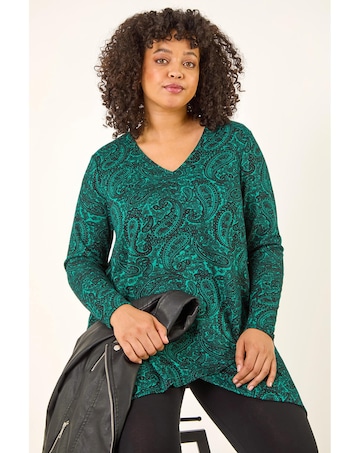Roman Curve Paisley V-Neck Stretch Top