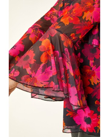 Roman Curve Floral Ruffle Mesh Top