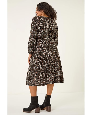 Roman Curve Spot Twist Stretch Dress