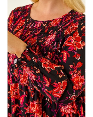 Roman Curve Floral Print Stretch Top