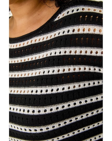 Roman Curve Crochet Stripe Knit