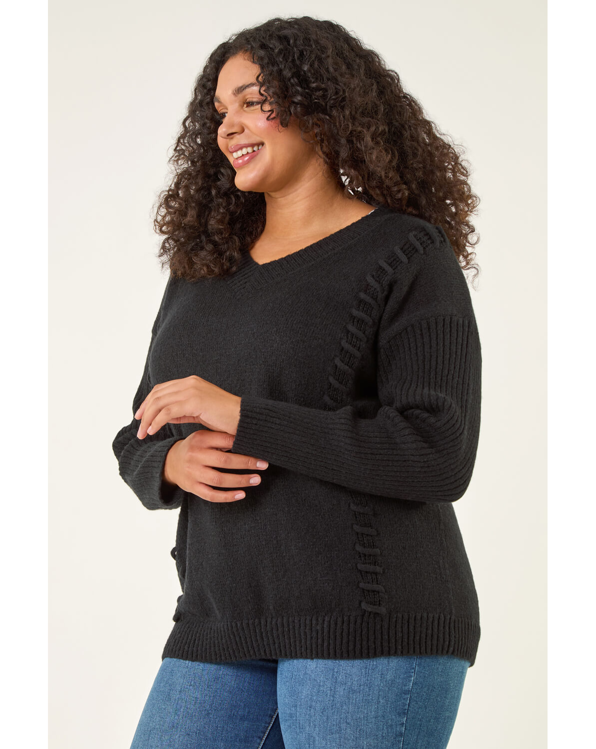 Roman Curve Stitch V-Neck Knit Jumper
