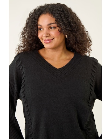 Roman Curve Stitch V-Neck Knit Jumper
