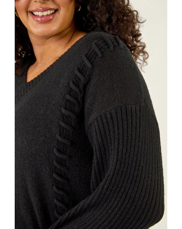 Roman Curve Stitch V-Neck Knit Jumper