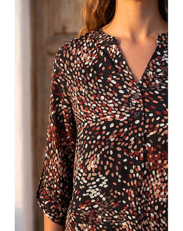 Roman Abstract Puff Print Shirt