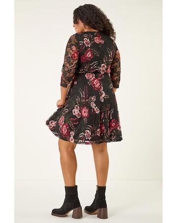 Roman Curve Floral Print Lace Dress