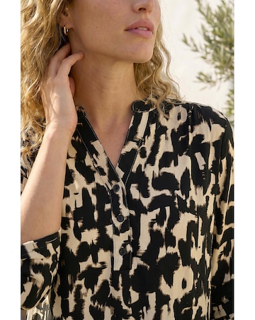 Roman Abstract Ikat Print Shirt