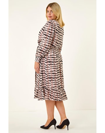 Roman Curve Animal Print Midi Dress