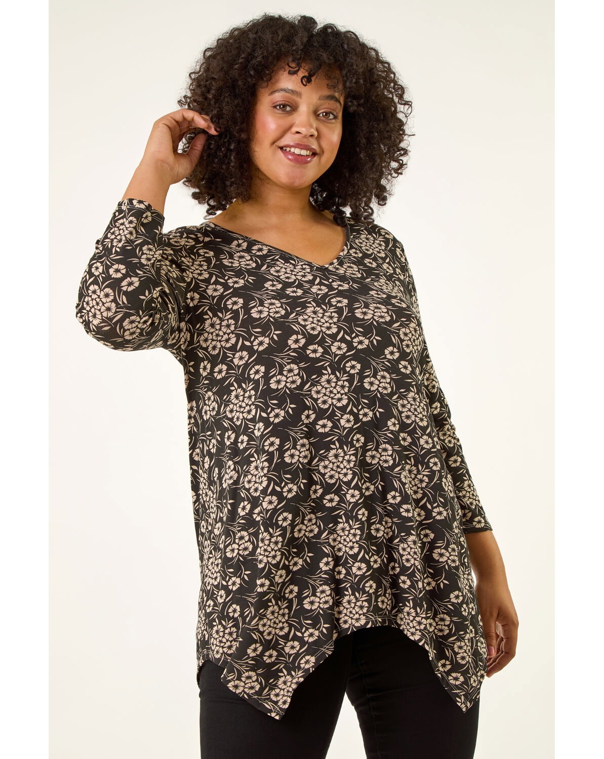 Roman Curve Floral V-Neck Stretch Top
