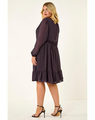 Roman Curve Hotfix Tie Waist Dress