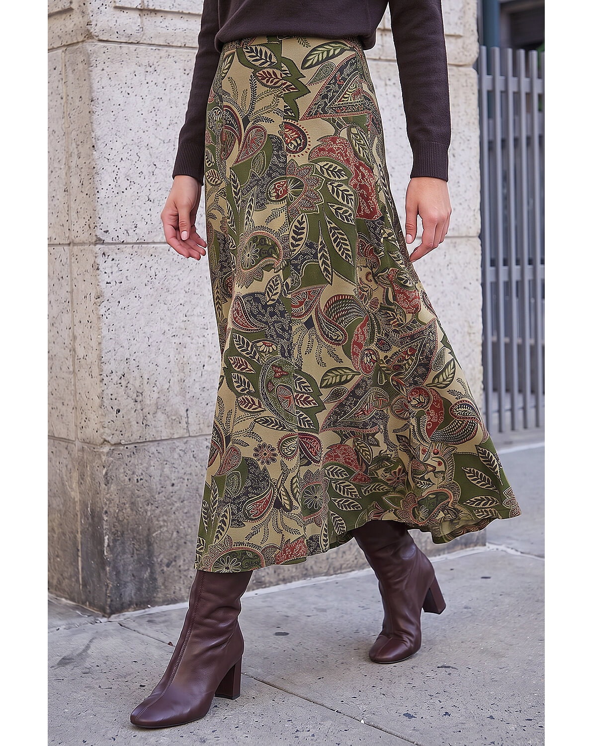 Roman Paisley Print Skirt