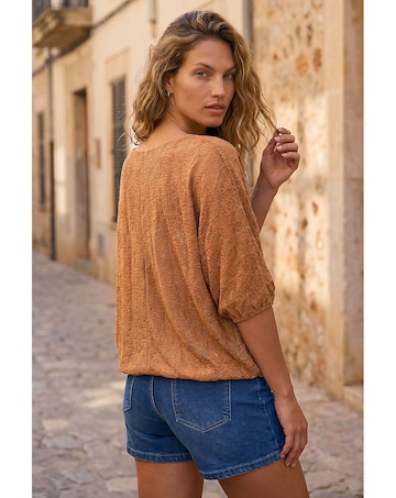 Roman Bubble Hem Top