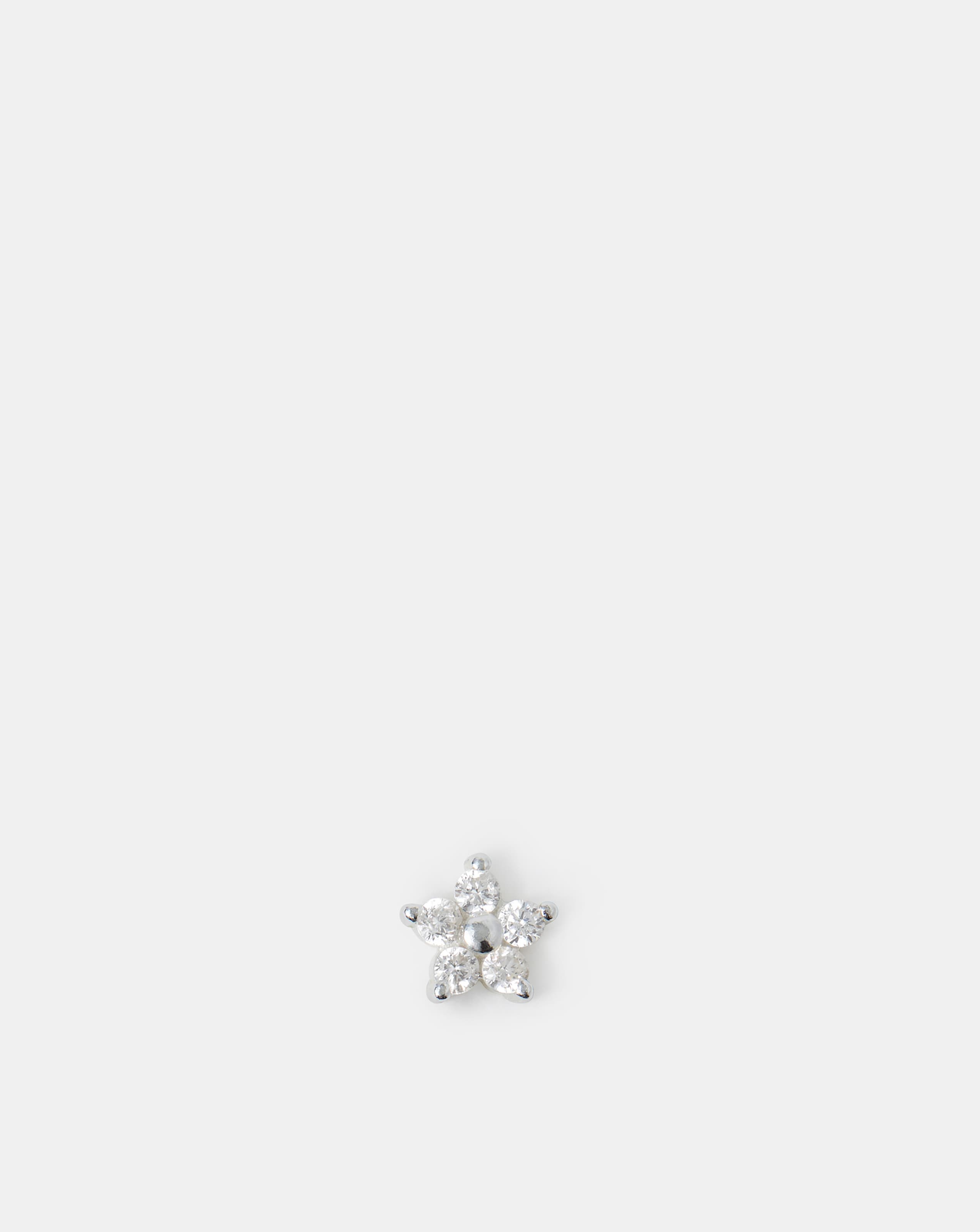 Accessorize Flower Flatback Stud