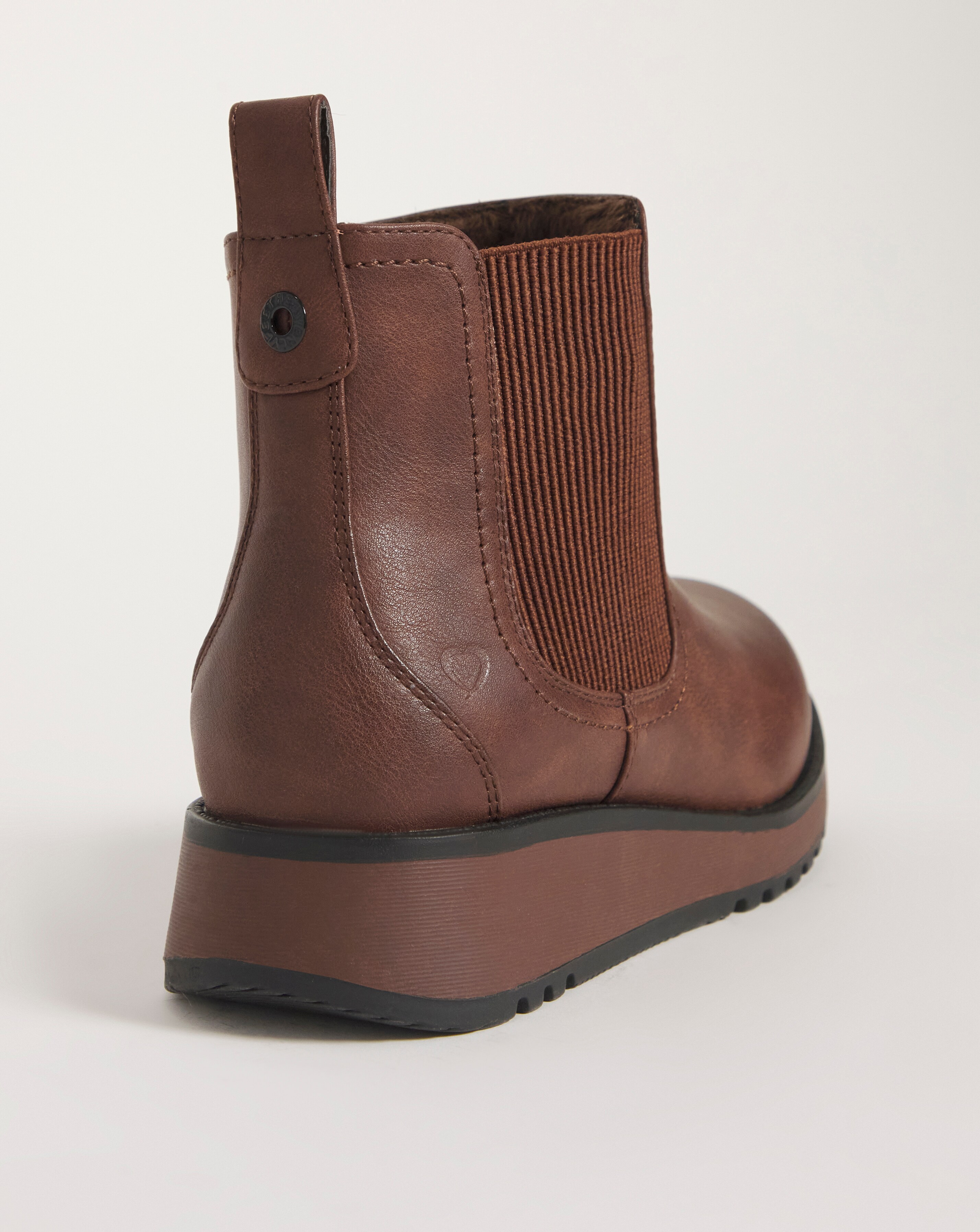 Chai classic on sale chelsea boots