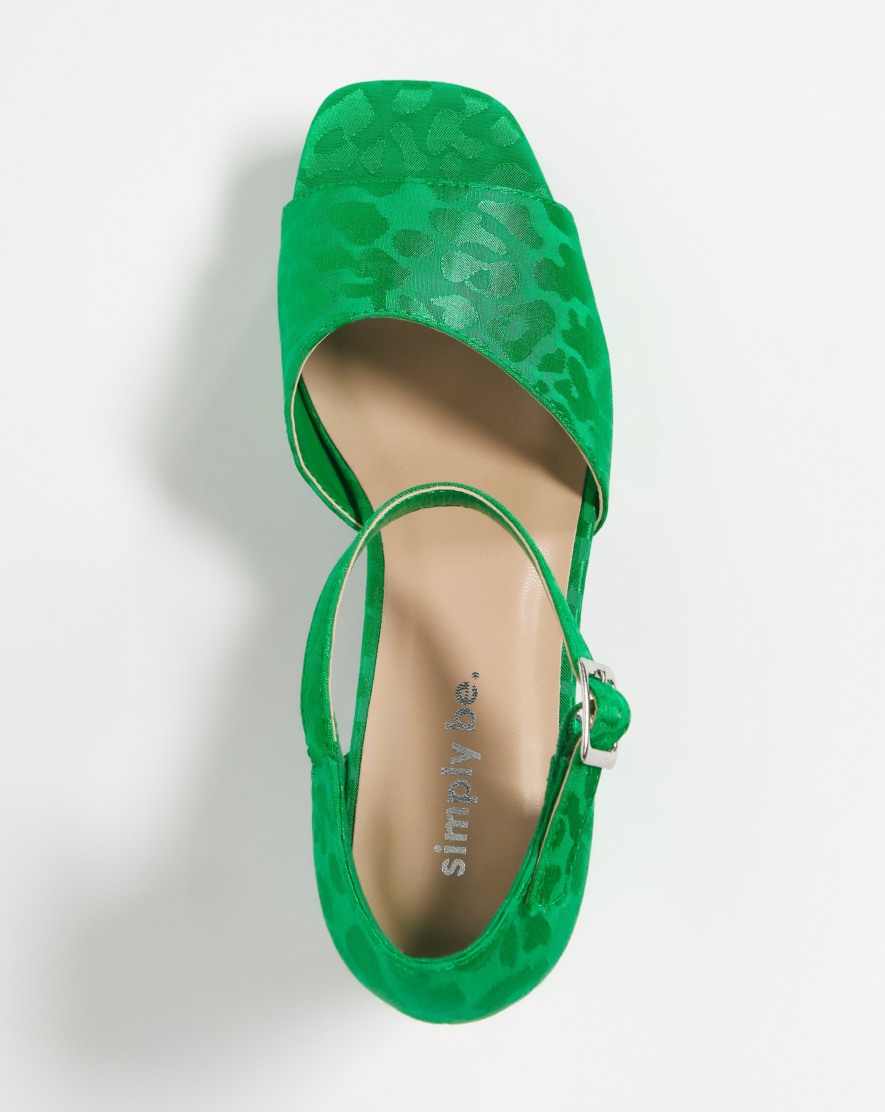 Wide fit heels uk hot sale