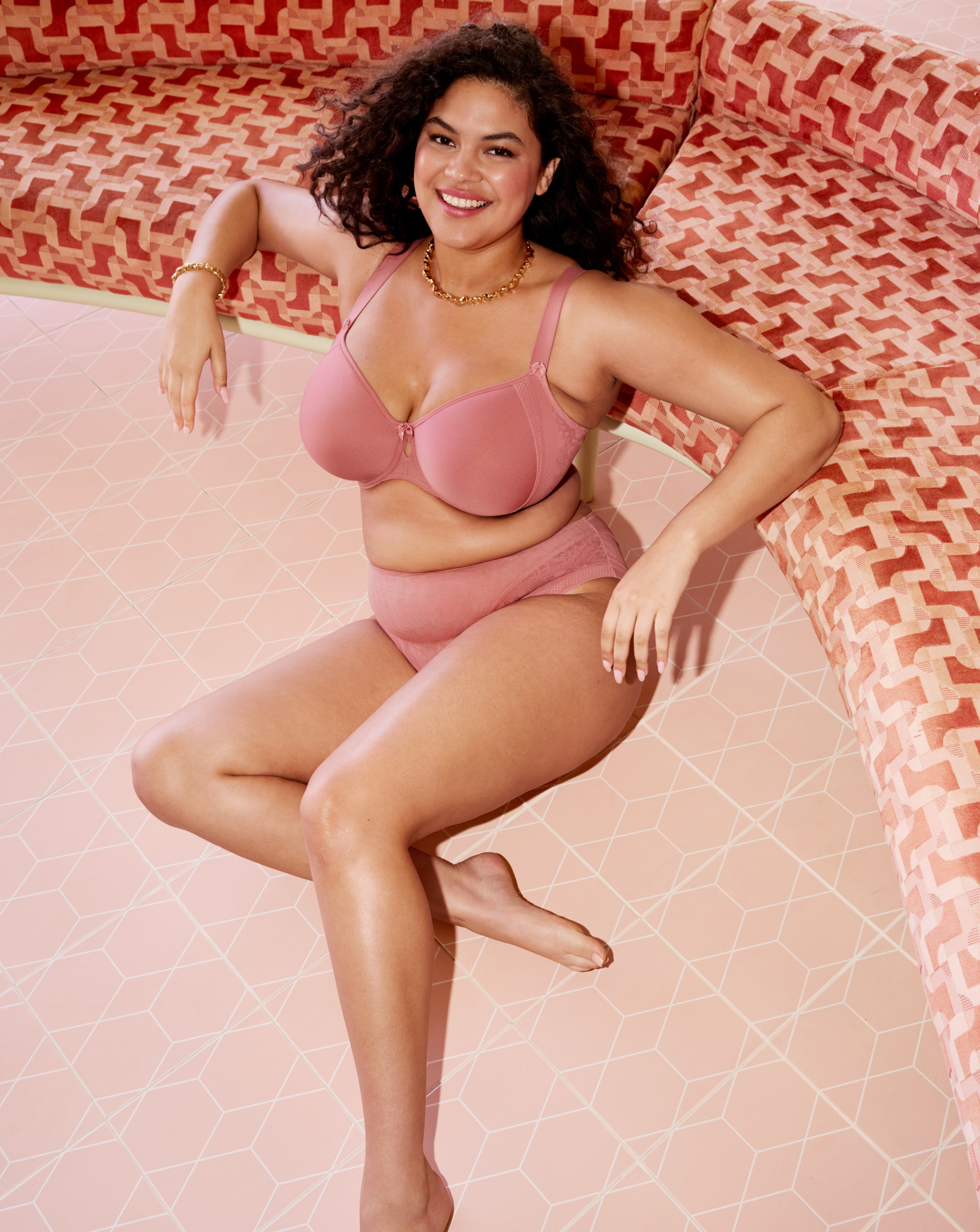 New In - Elomi Nerina Wired Moulded Spacer BRA