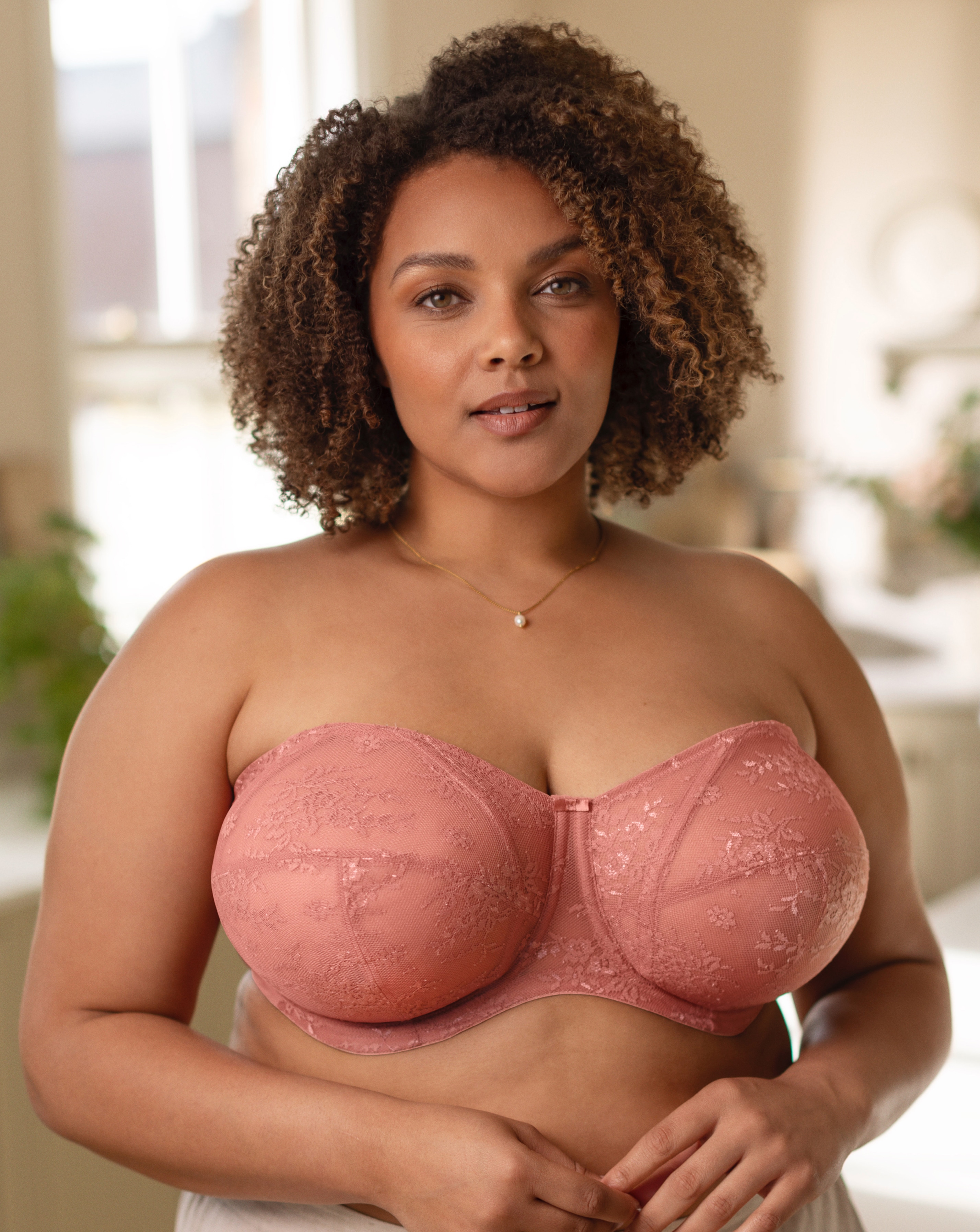New In - Goddess Verity Wired Strapless Bra