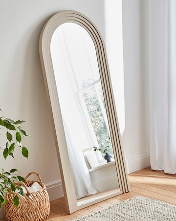 Ribbed Arch Leaner Mirror