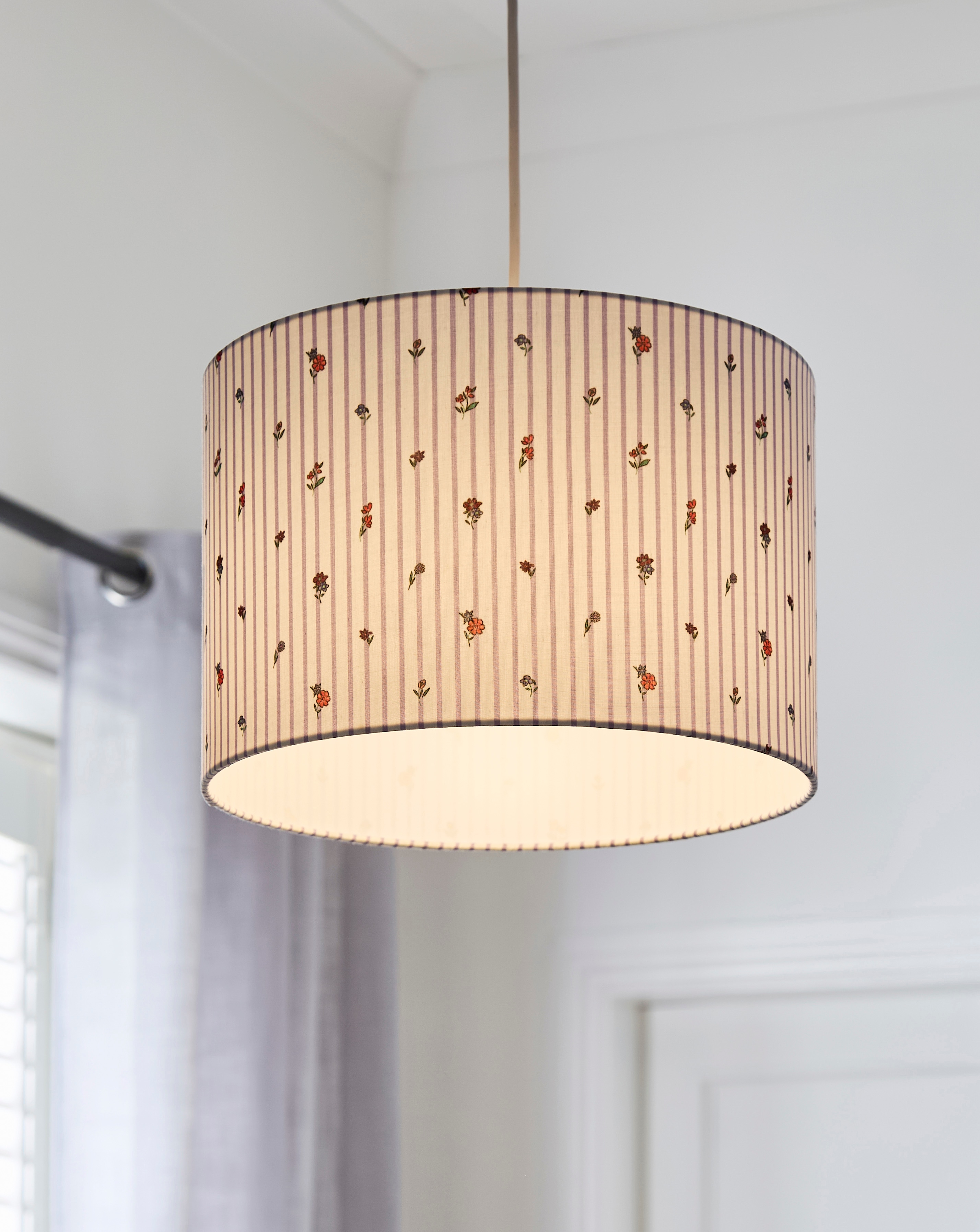 New In - Julipa Evelyn Floral Stripe 30cm Shade