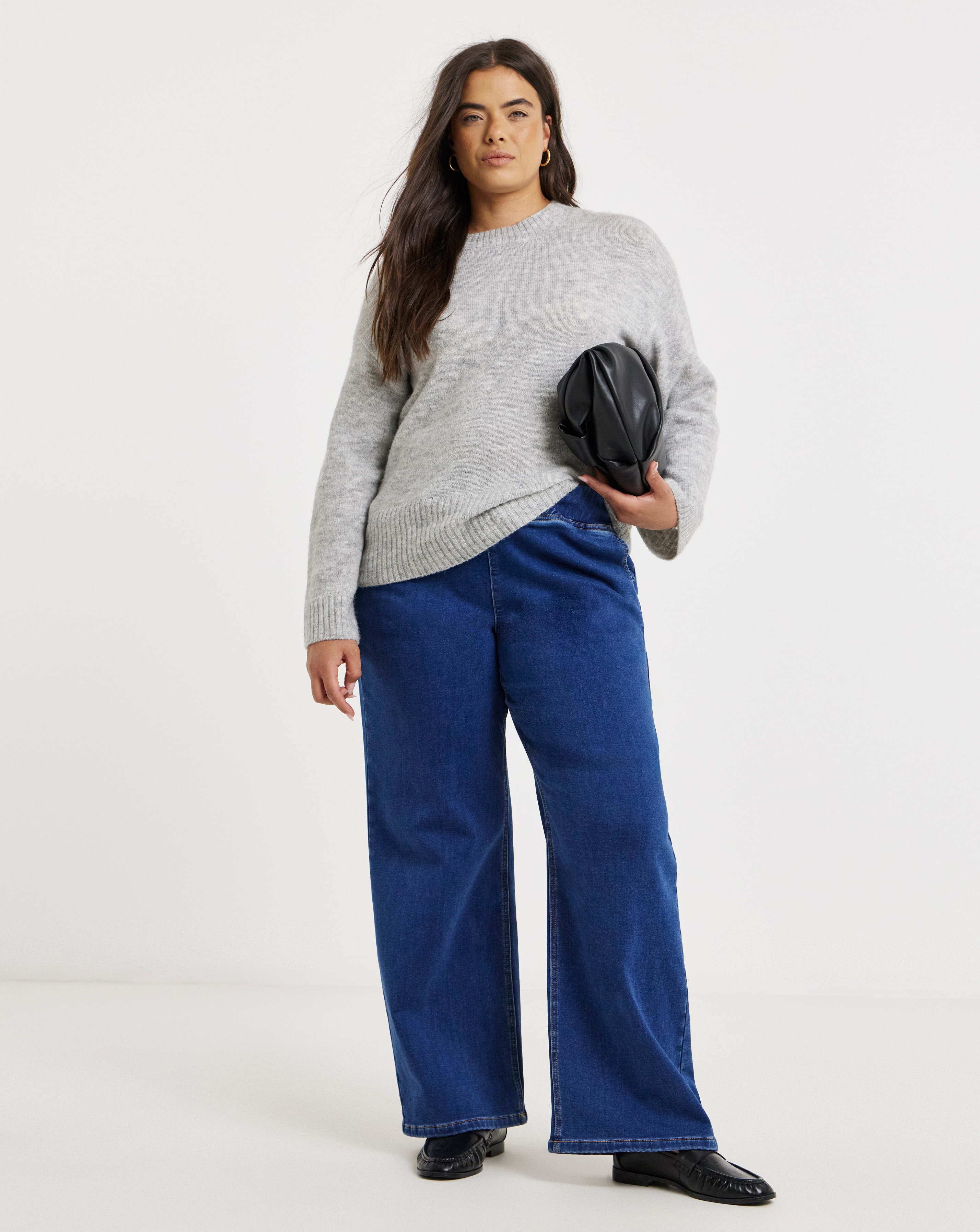 New In - Mid Wash Cosy Weekender Wide Leg Jegging