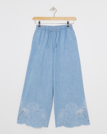 Light Wash Chambray Broderie Crop Jeans