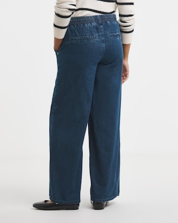 Mid Blue Pintuck Wide Leg Jogger Jean