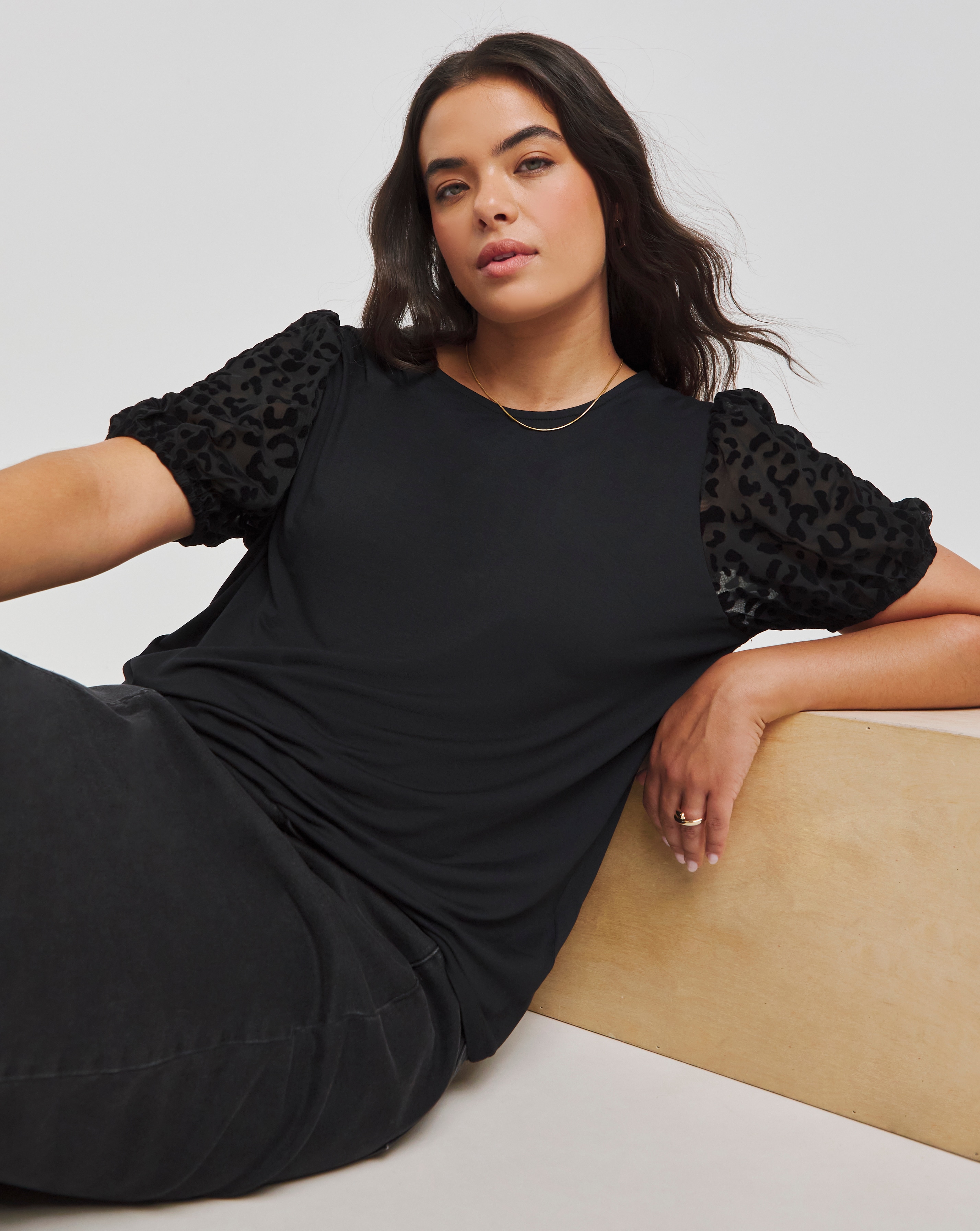 Leopard Burn Out Sleeve T-Shirt