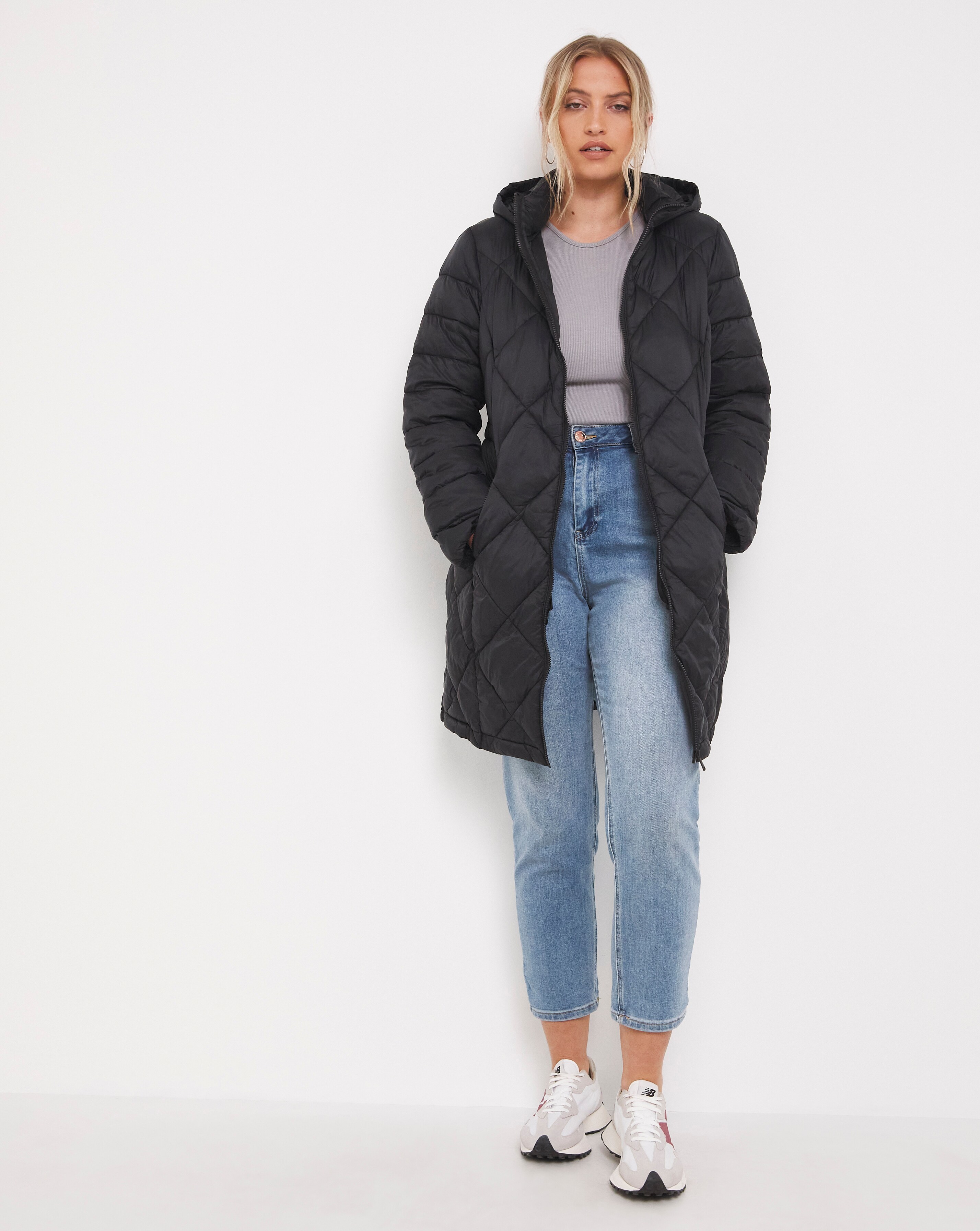 black lightweight puffer jacket long