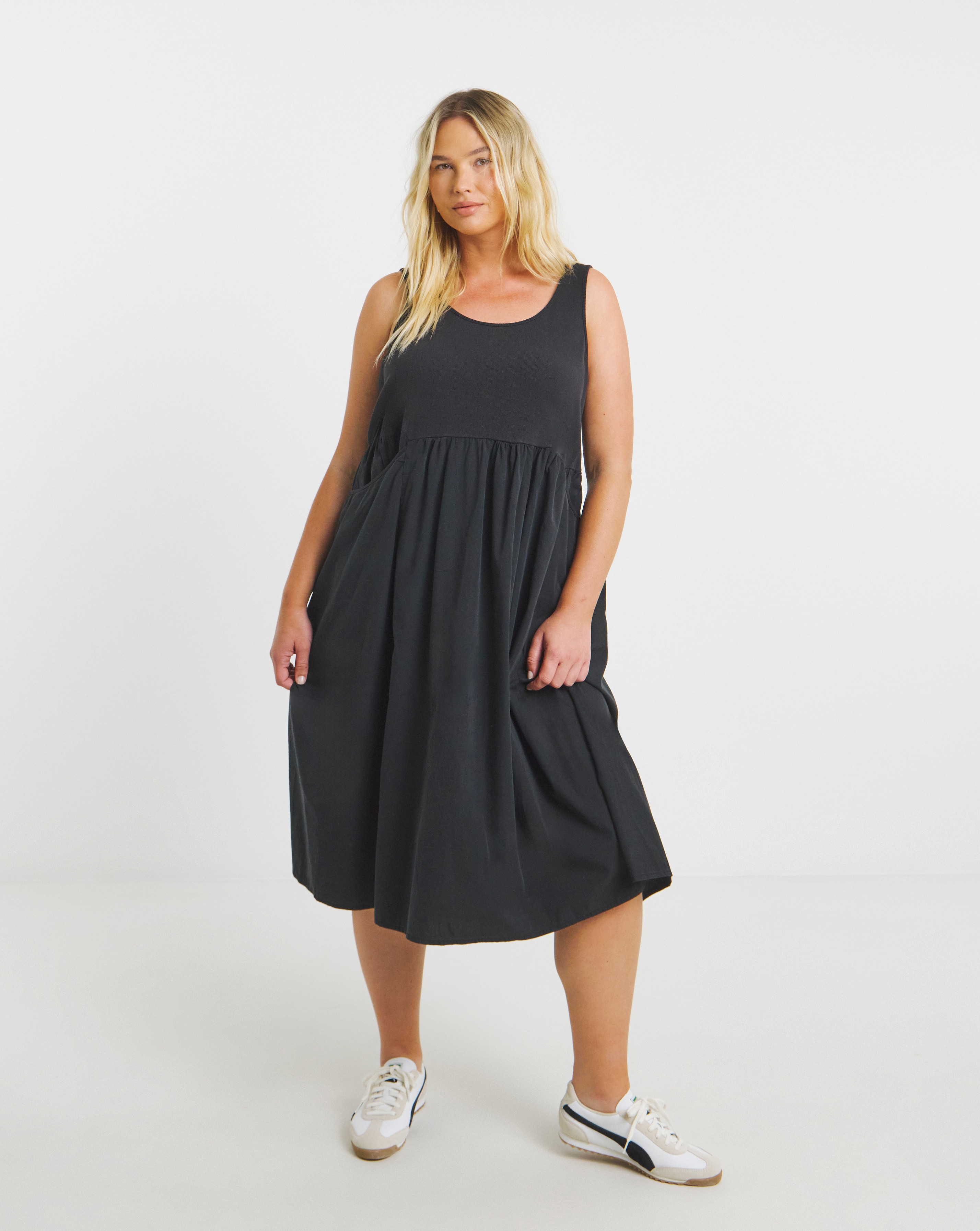 Simply Be - Women's Black Jersey Poplin Mix Sundress - Size 22 - Black - 95% Cotton 5% Lycra