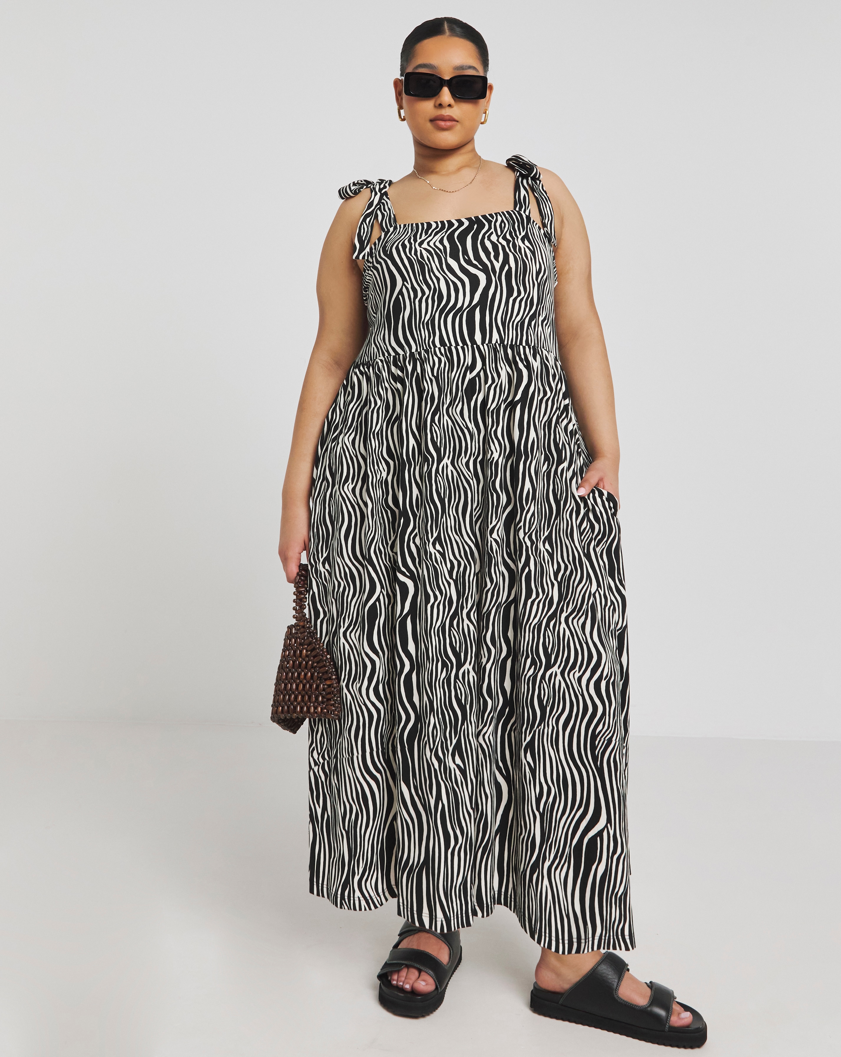 Simply Be - Women's Mono Supersoft Jersey Maxi Dress - Size 10 - Mono print - 95% Recycled Polyester 5% Elastane
