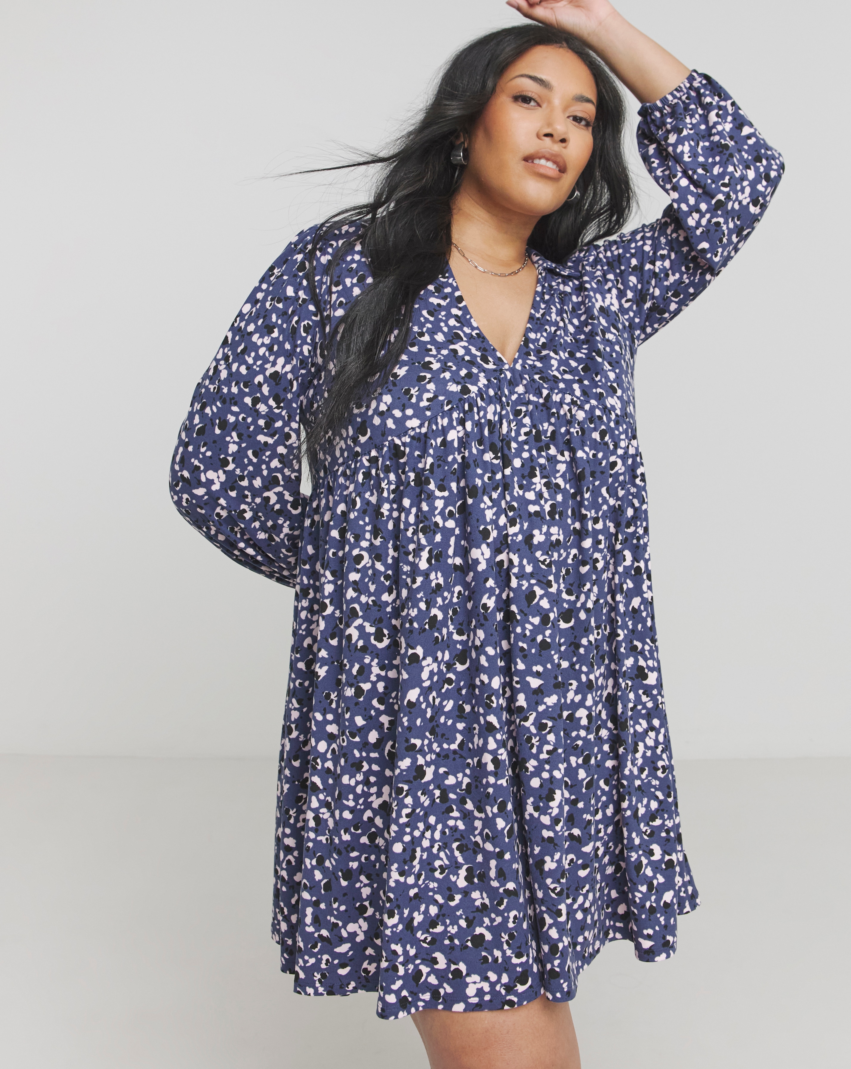 Simply Be - Women's Ditsy Print Supersoft Smock Dress - Size 10 - Ditsy print - 95% Recycled Polyester 5% Elastane