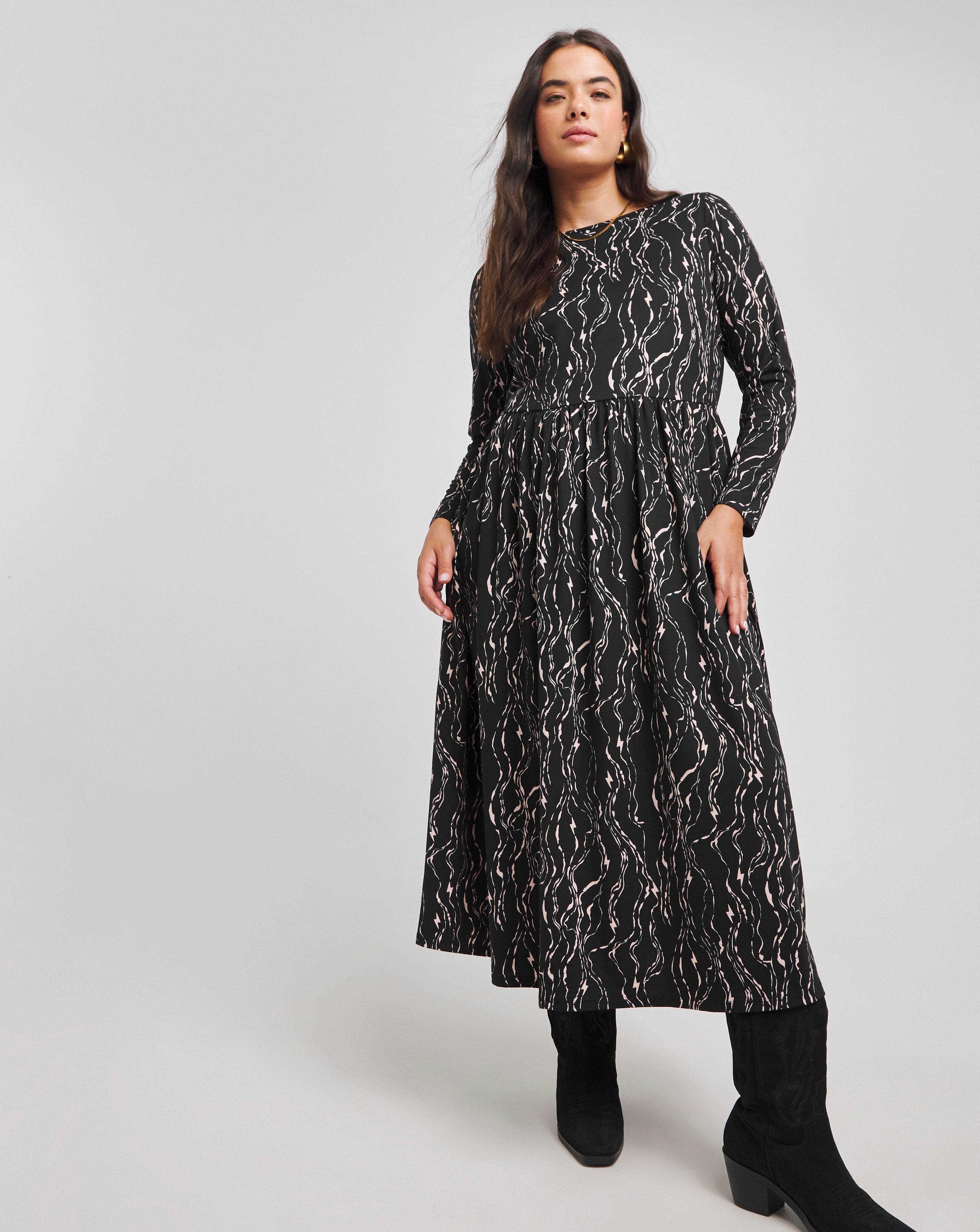 Simply Be - Women's Black Print Supersoft Midi Dress - Size 10 - Black print - 95% Recycled Polyester 5% Elastane