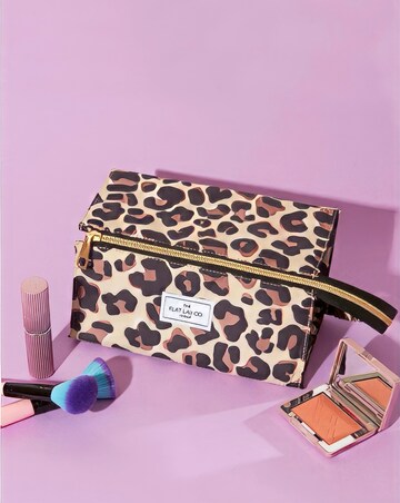 The Flat Lay Co. Makeup Box Bag - Leopard