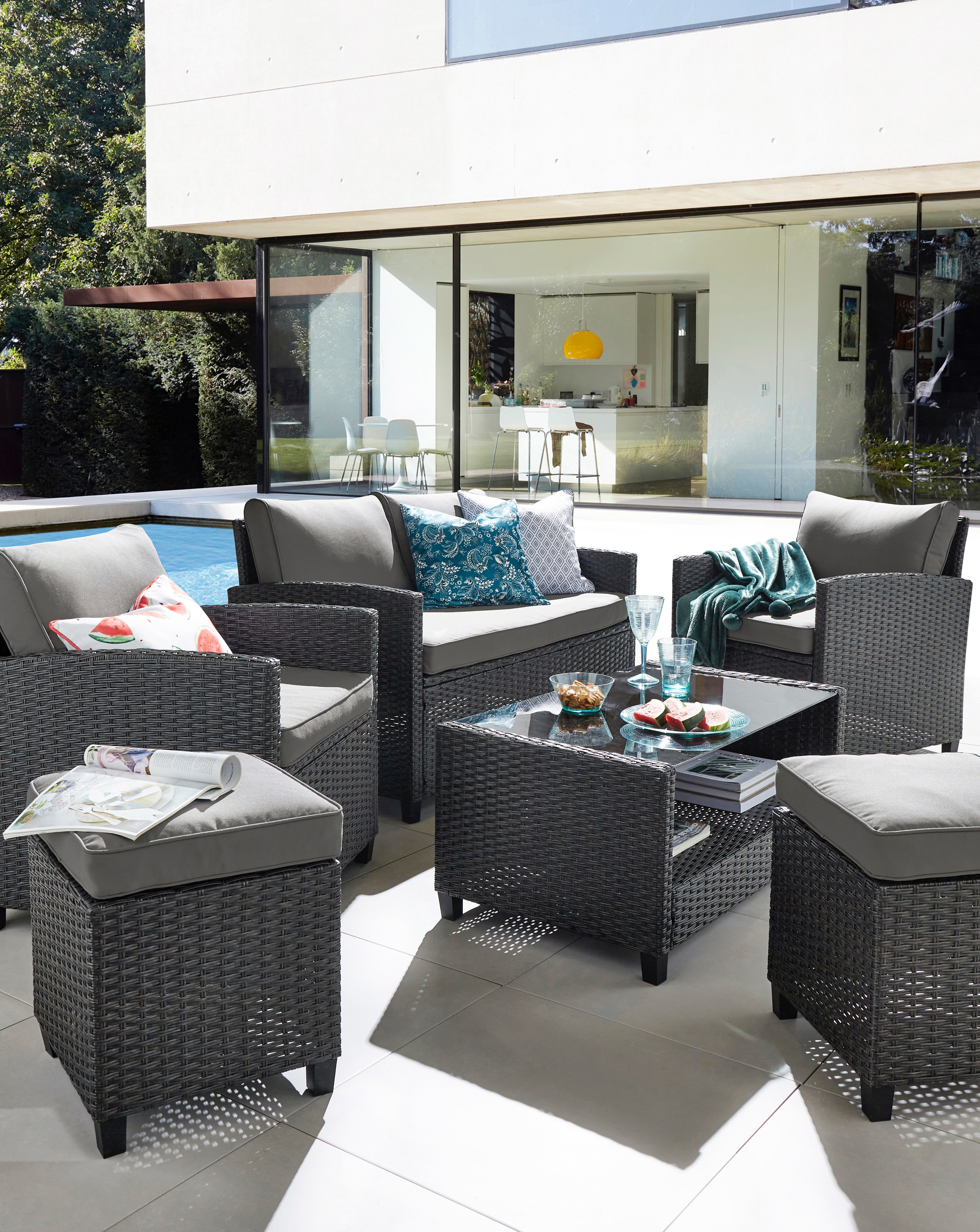 New In - Valencia Lounge Coffee Set