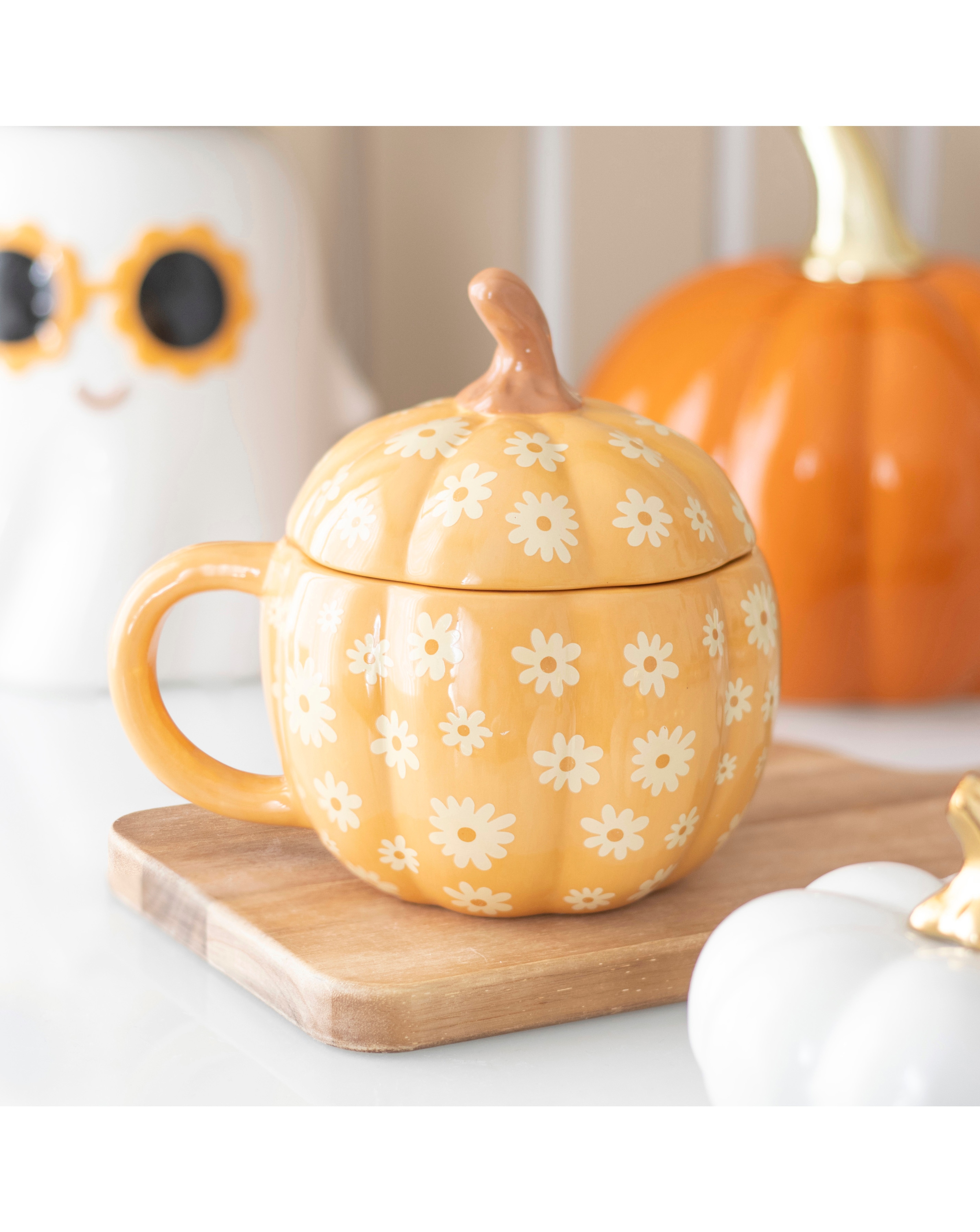 New In - Pumpkin Lidded Mug